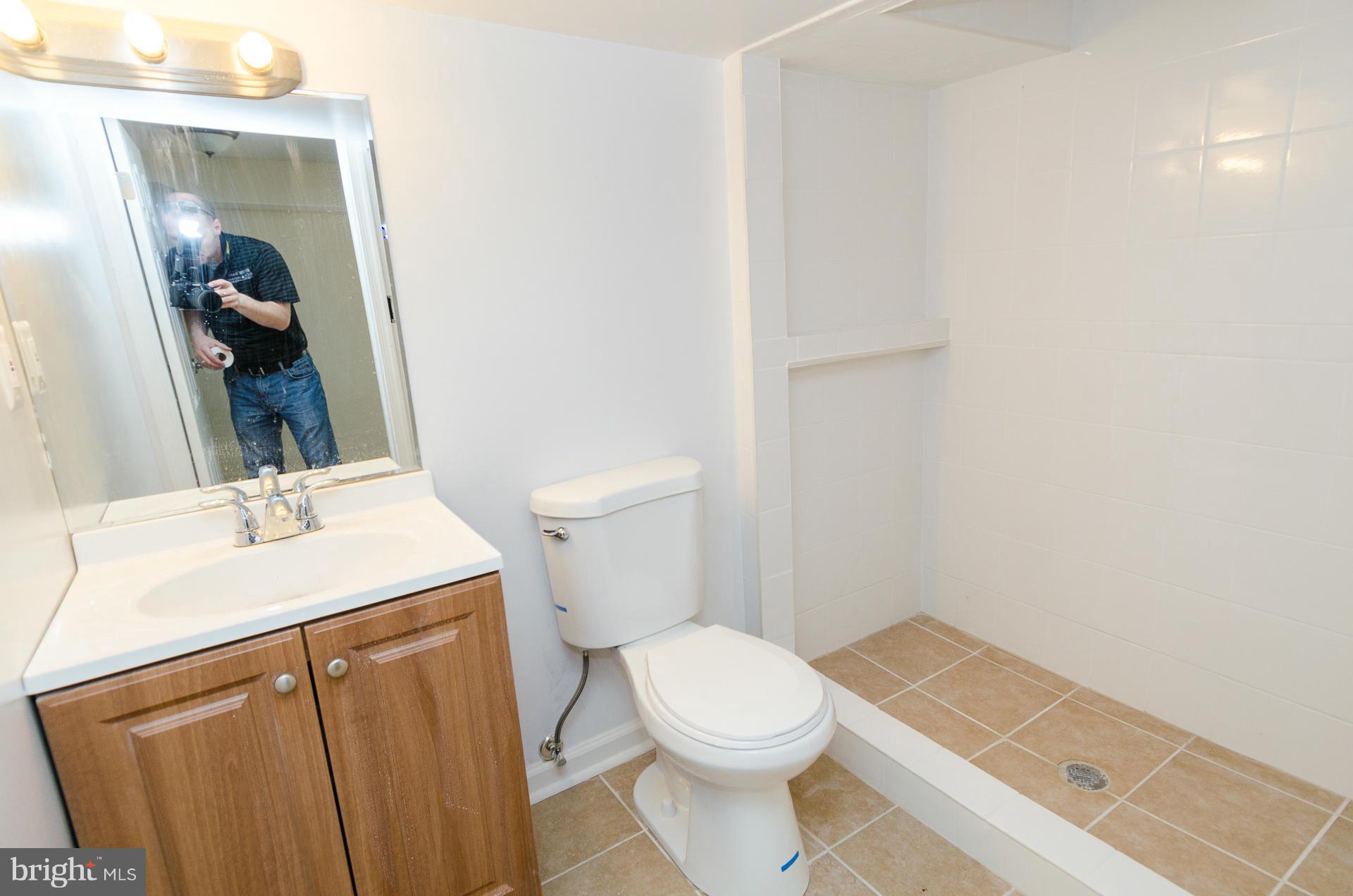 387 Marydell Road Baltimore, MD 21229 - Photo 19 of 27 Bath