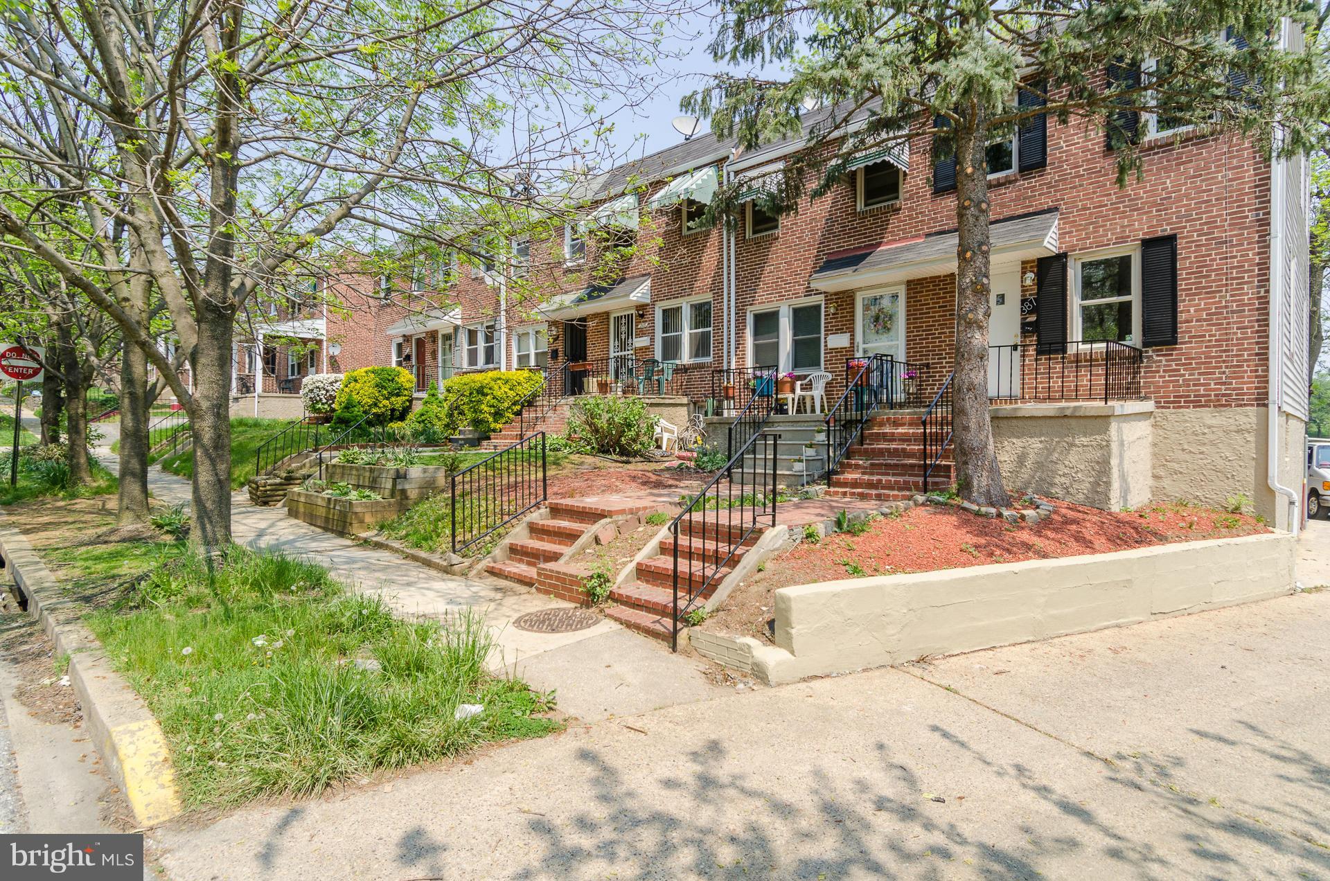 387 Marydell Road Baltimore, MD 21229 - Photo 27 of 27 Exterior (Front)