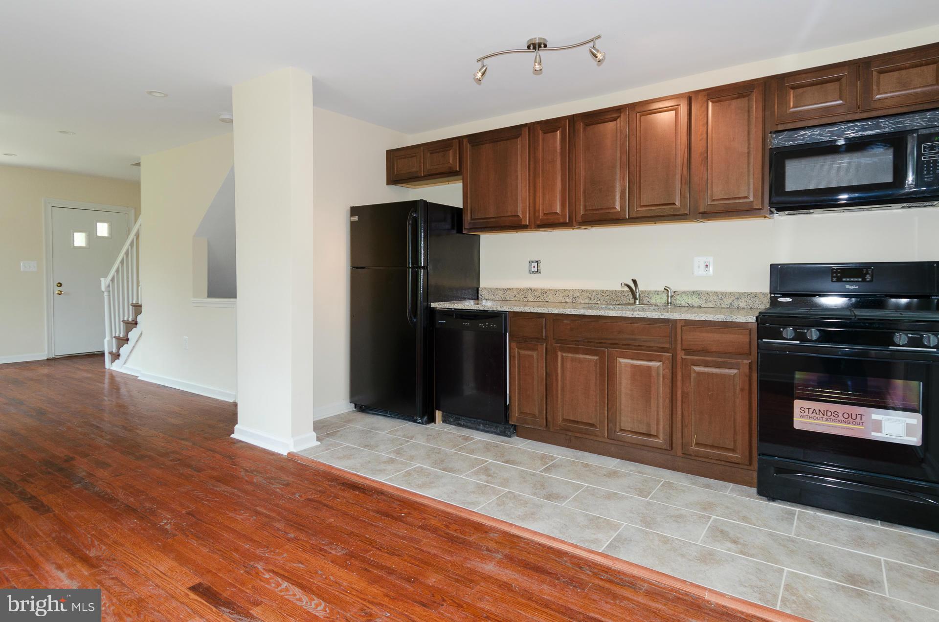 387 Marydell Road Baltimore, MD 21229 - Photo 8 of 27 Kitchen