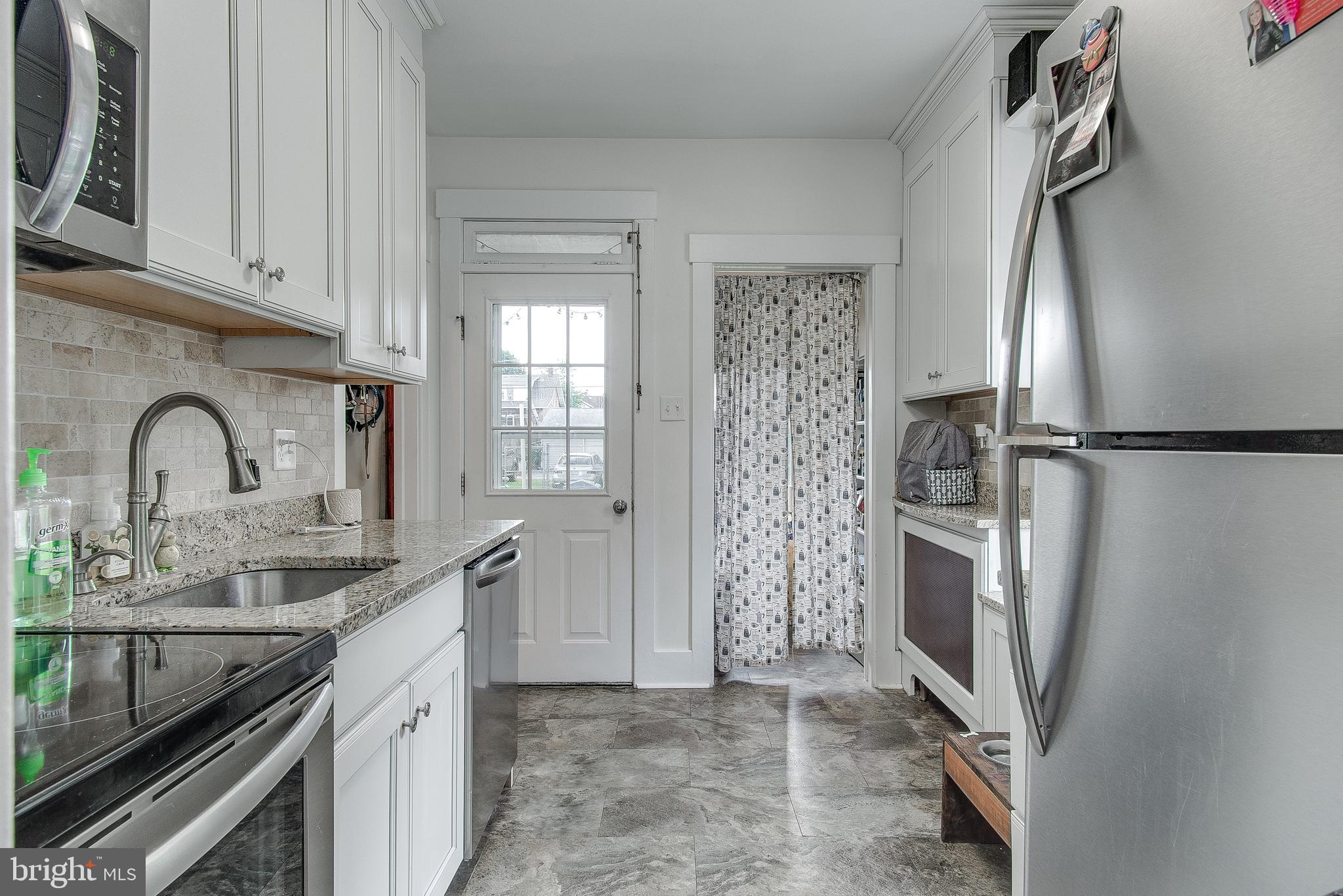 312 Avon Road Hagerstown, MD 21740 - Photo 14 of 42
