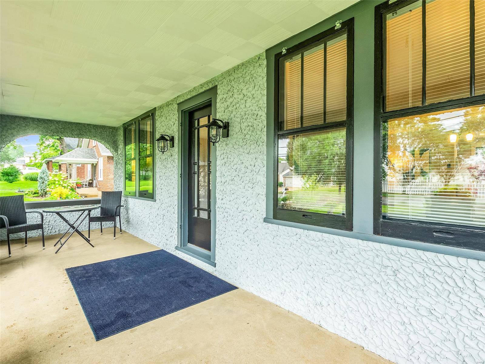 11643 Denny Road Sunset Hills, MO 63126 - Photo 3 of 21 Gallery Image 3