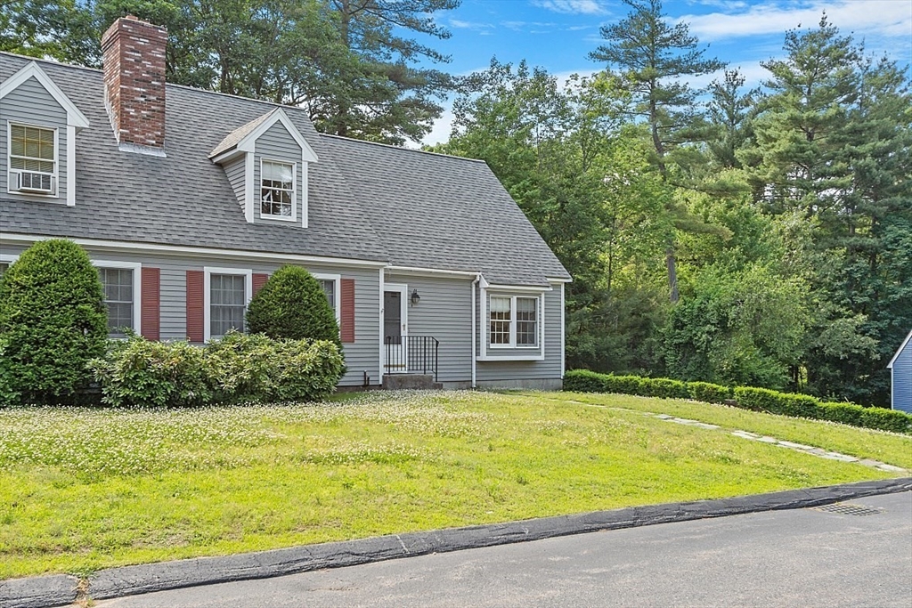 58 Peabody Road, Unit B Shirley, MA 01464 - Photo 3 of 38