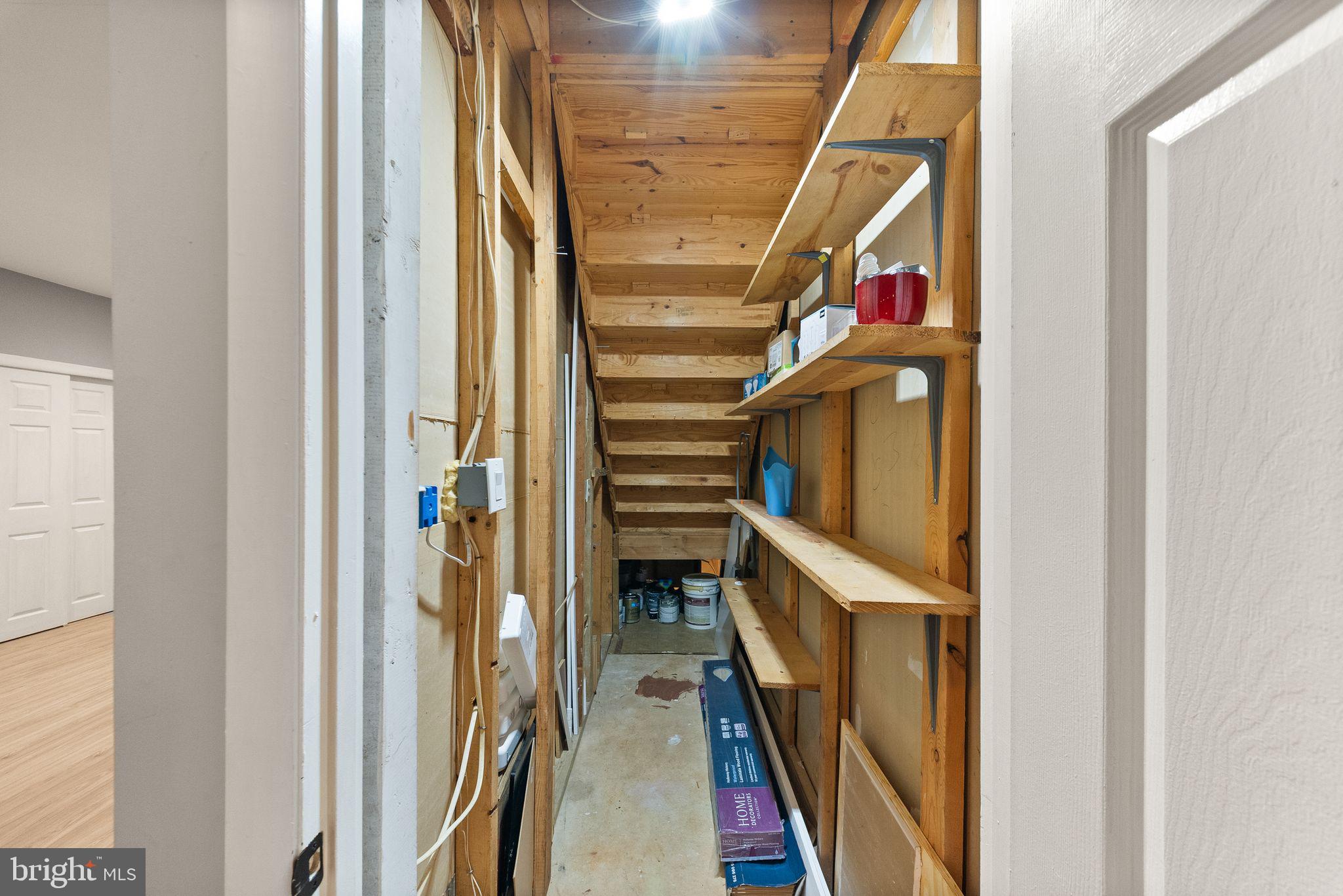 1606 Oak Spring Way Reston, VA 20190 - Photo 49 of 75 Gallery Image 49