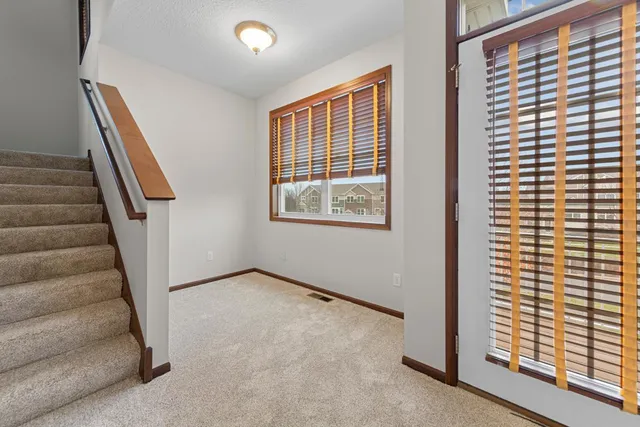 $389,000 | 17225 72nd Avenue North, Unit 2001, Maple Grove, MN 55311