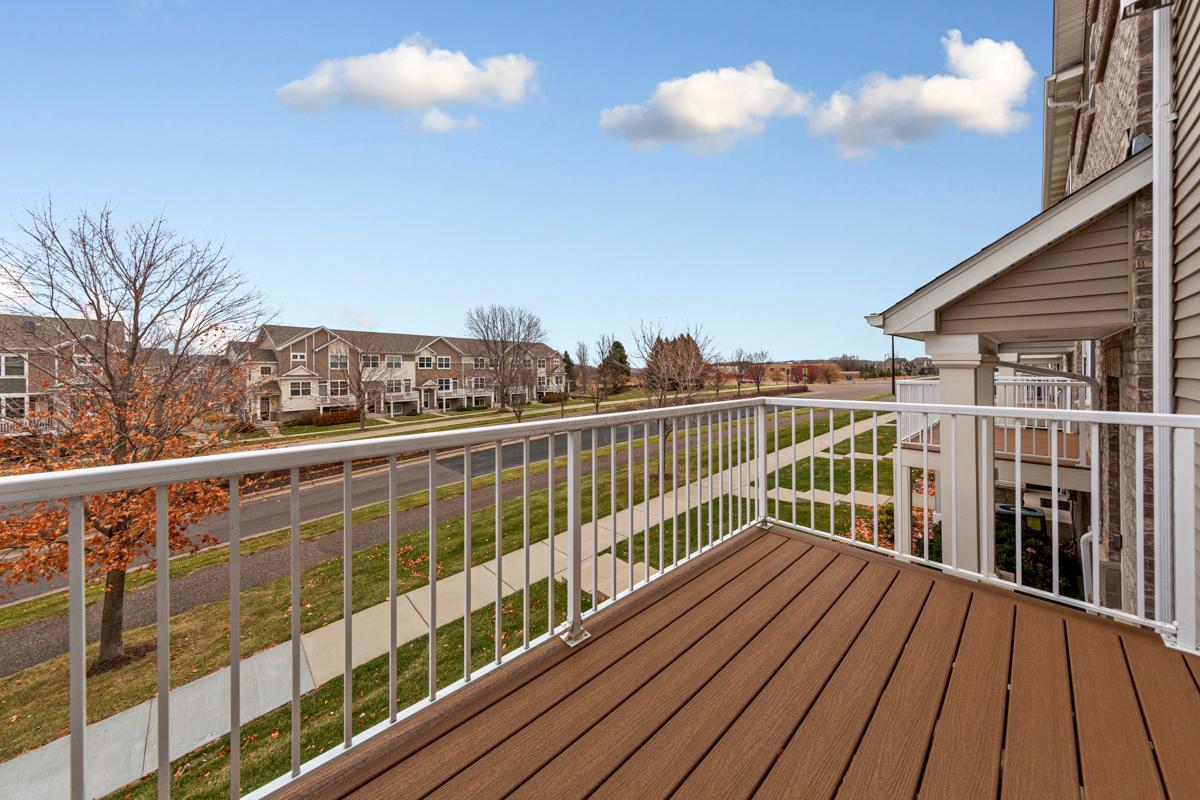 17225 72nd Avenue North, Unit 2001 Maple Grove, MN 55311 - Photo 12 of 43