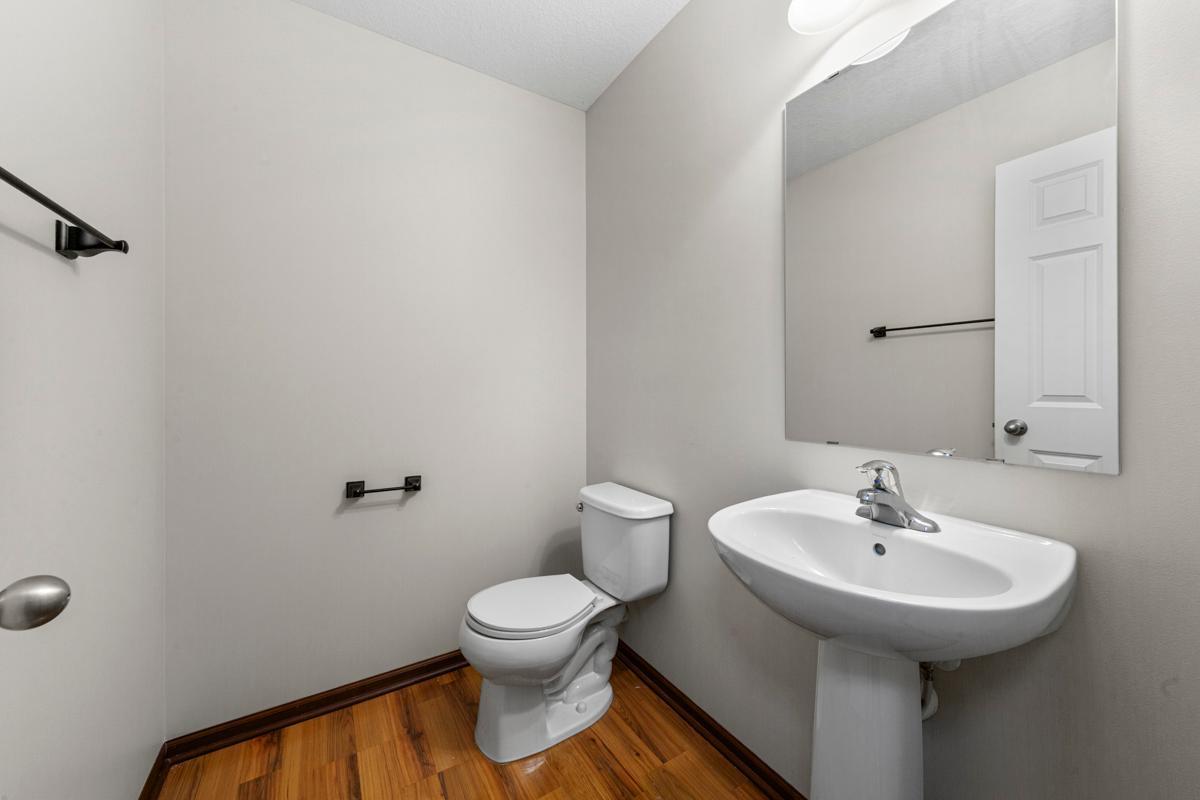 17225 72nd Avenue North, Unit 2001 Maple Grove, MN 55311 - Photo 24 of 43