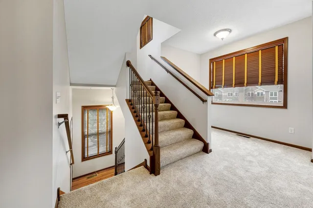 $389,000 | 17225 72nd Avenue North, Unit 2001, Maple Grove, MN 55311