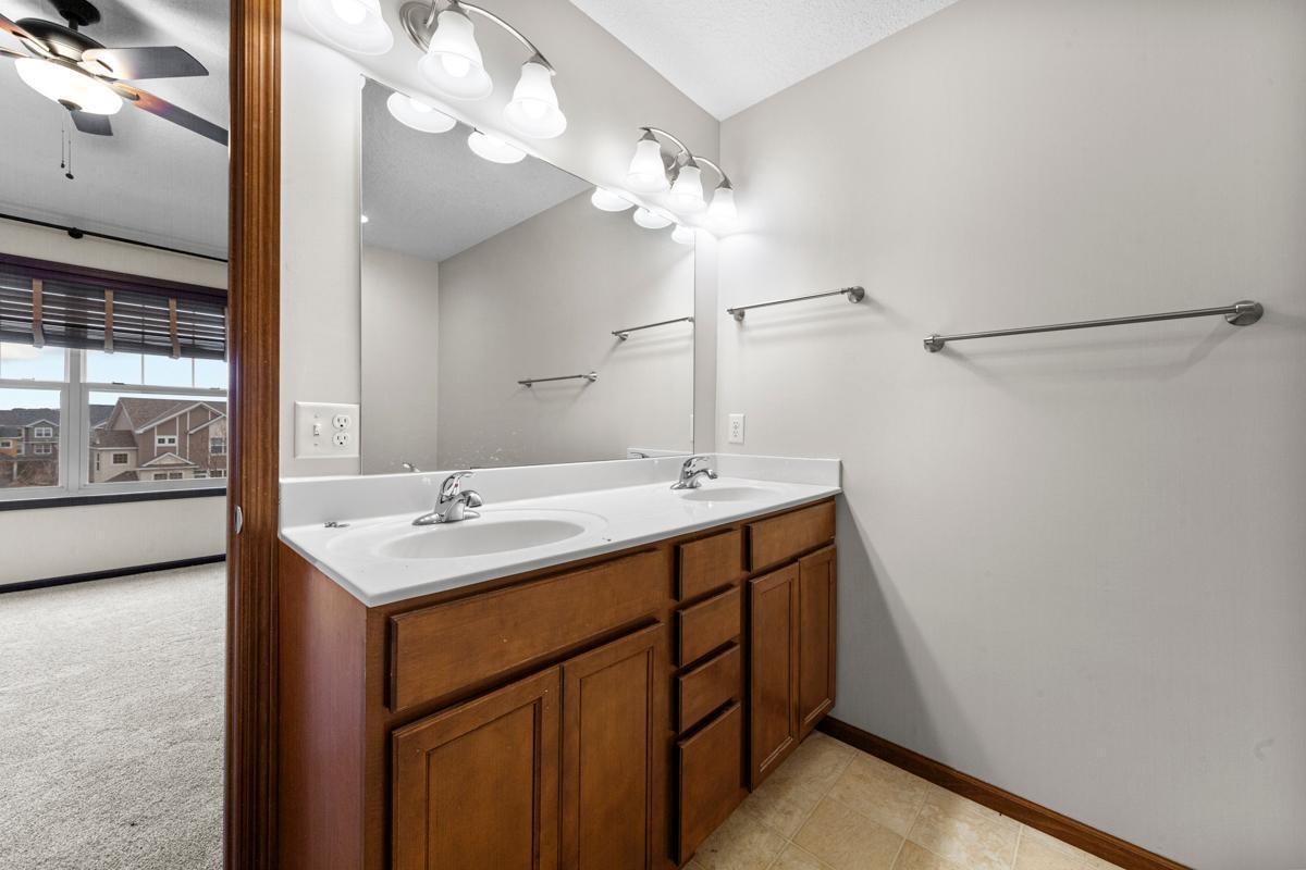 17225 72nd Avenue North, Unit 2001 Maple Grove, MN 55311 - Photo 31 of 43