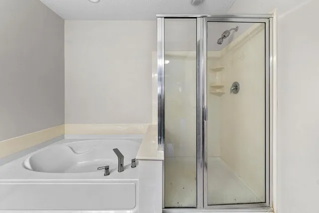 $389,000 | 17225 72nd Avenue North, Unit 2001, Maple Grove, MN 55311