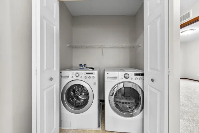 $389,000 | 17225 72nd Avenue North, Unit 2001, Maple Grove, MN 55311