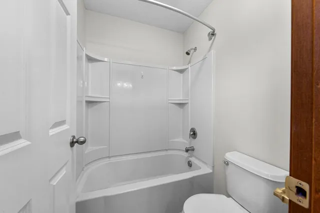 $389,000 | 17225 72nd Avenue North, Unit 2001, Maple Grove, MN 55311