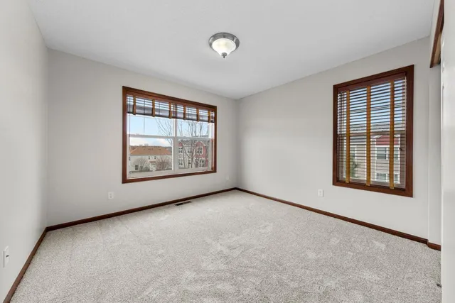 $389,000 | 17225 72nd Avenue North, Unit 2001, Maple Grove, MN 55311