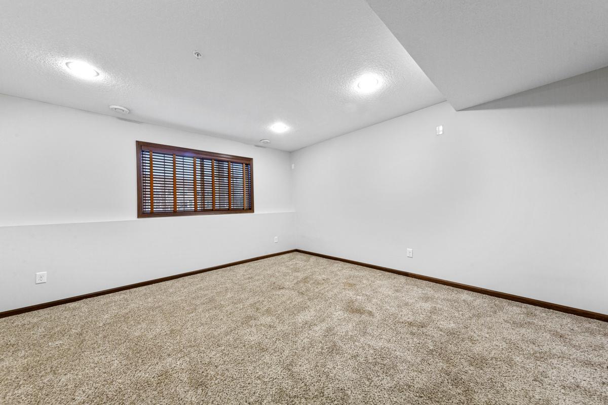 17225 72nd Avenue North, Unit 2001 Maple Grove, MN 55311 - Photo 41 of 43