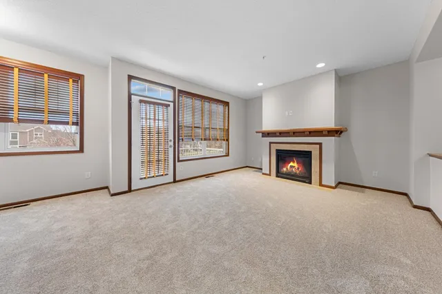 $389,000 | 17225 72nd Avenue North, Unit 2001, Maple Grove, MN 55311