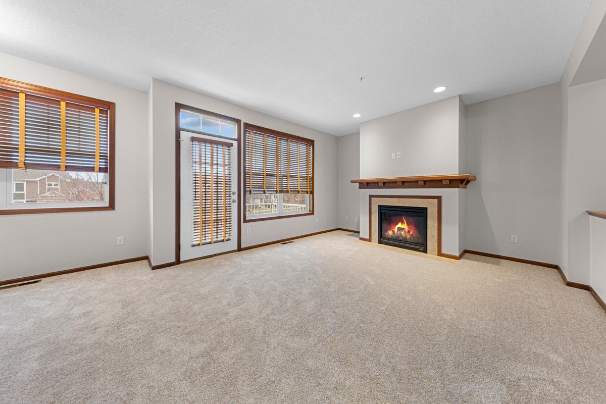 17225 72nd Avenue North, Unit 2001 Maple Grove, MN 55311 - Photo 8 of 43