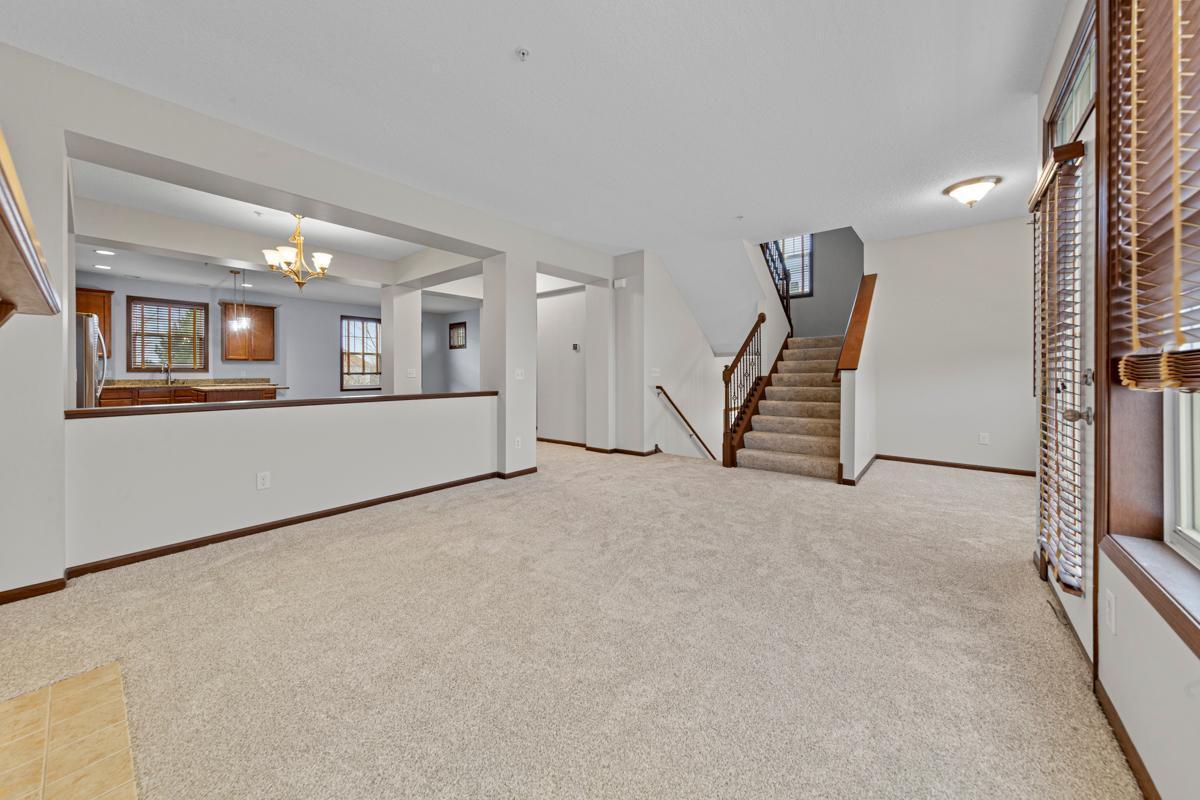 17225 72nd Avenue North, Unit 2001 Maple Grove, MN 55311 - Photo 9 of 43