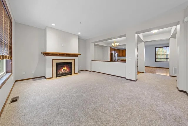 $389,000 | 17225 72nd Avenue North, Unit 2001, Maple Grove, MN 55311