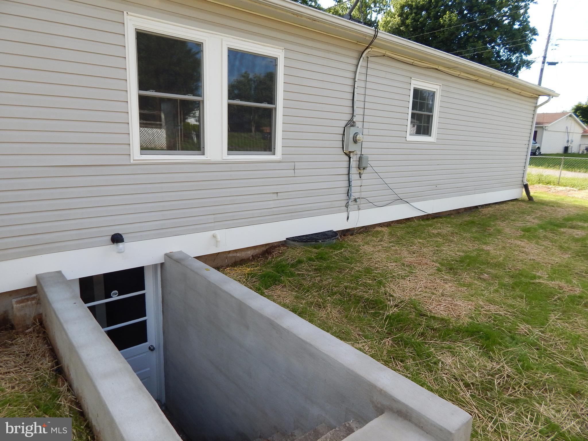 138 Lemon Road Ranson, WV 25438 - Photo 18 of 29 a view of outdoor space and yard