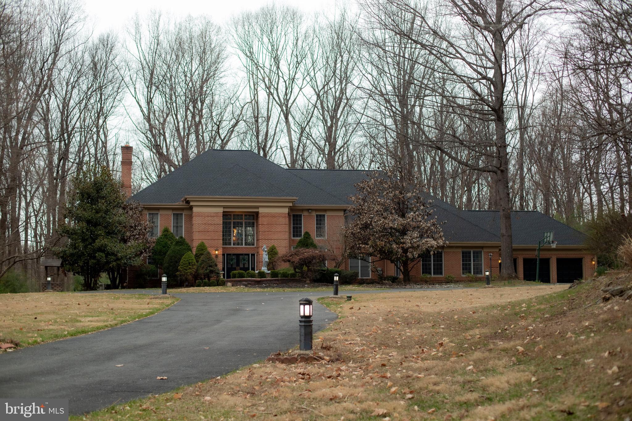 10429 Kingsbridge Road Ellicott City, MD 21042 - Photo 12 of 34