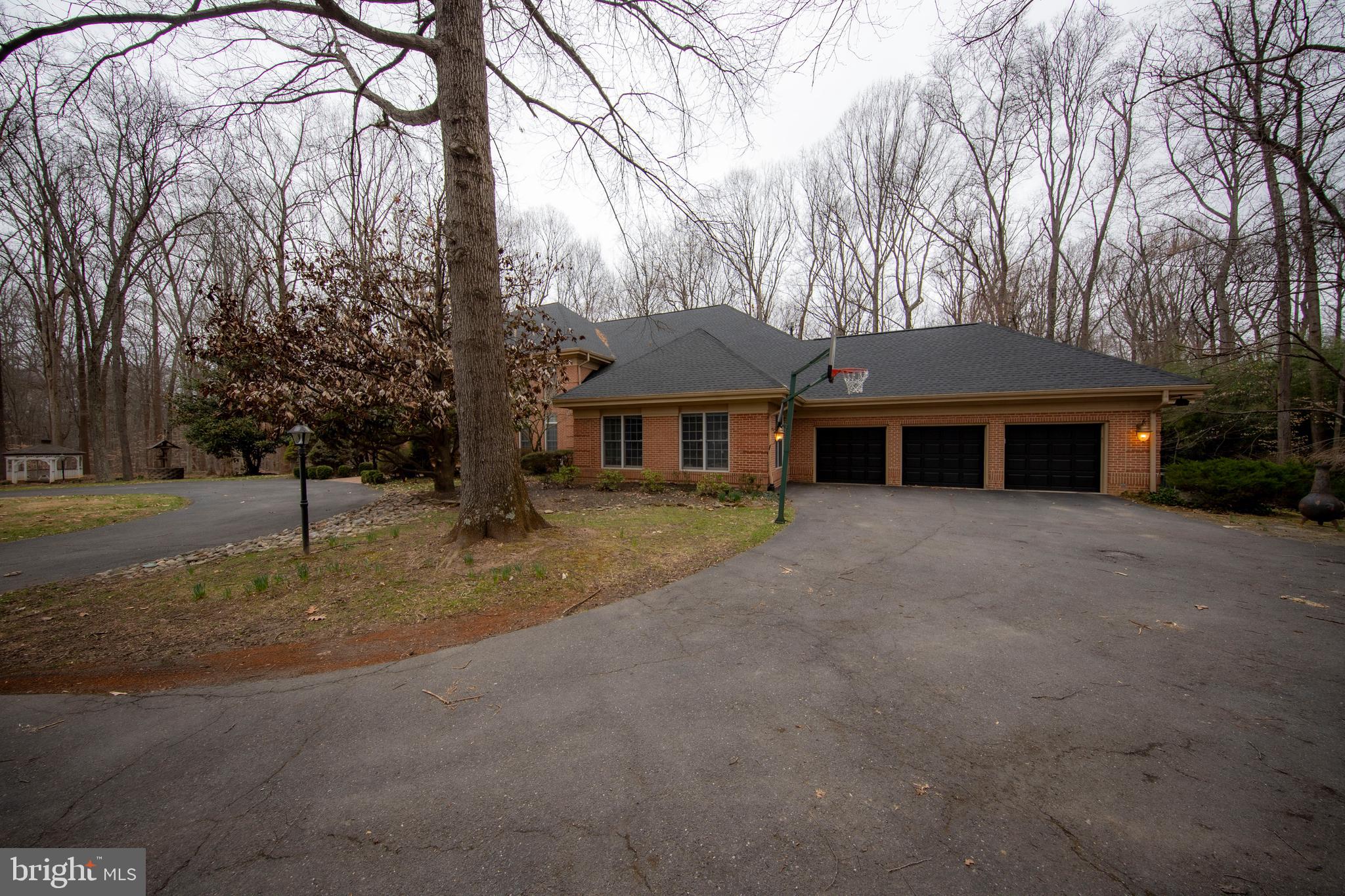 10429 Kingsbridge Road Ellicott City, MD 21042 - Photo 29 of 34