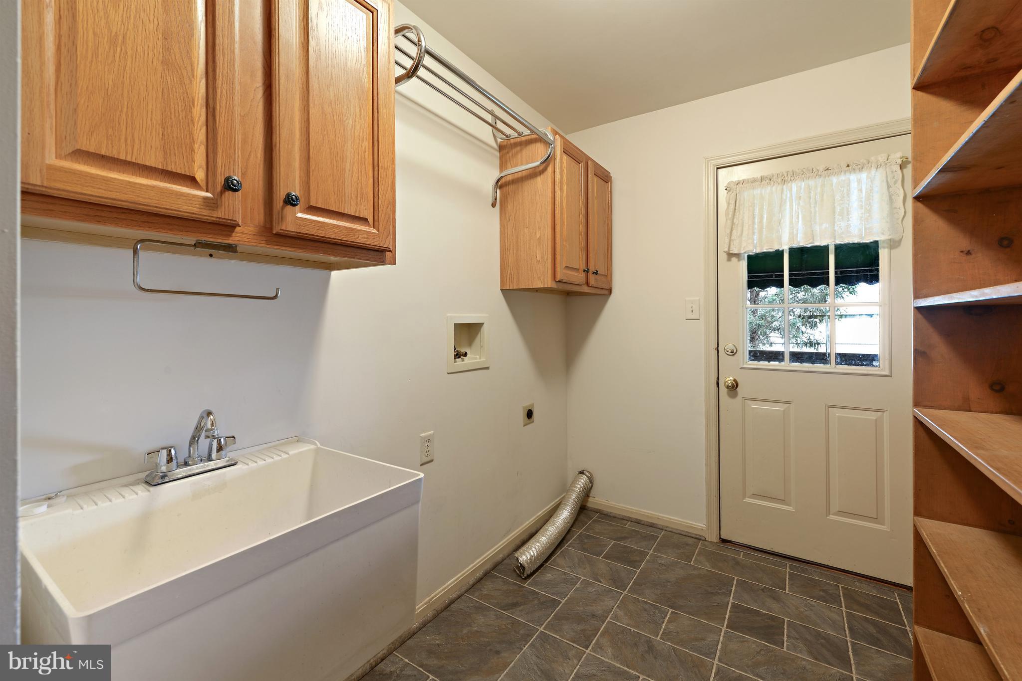 33 Duffield Drive Lititz, PA 17543 - Photo 13 of 28