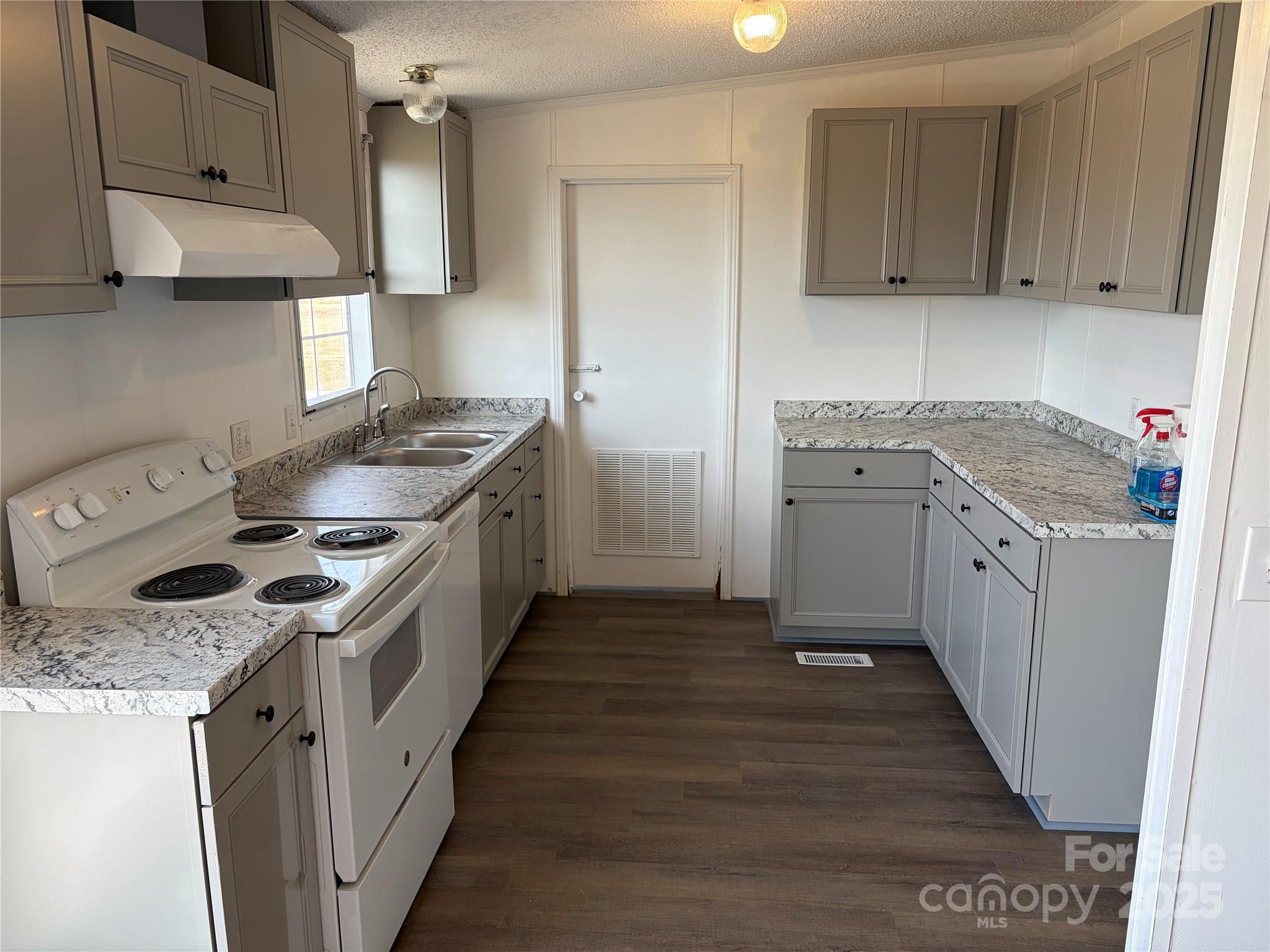 1610 South Rocky River Road Monroe, NC 28112 - Photo 8 of 27 Gallery Image 8