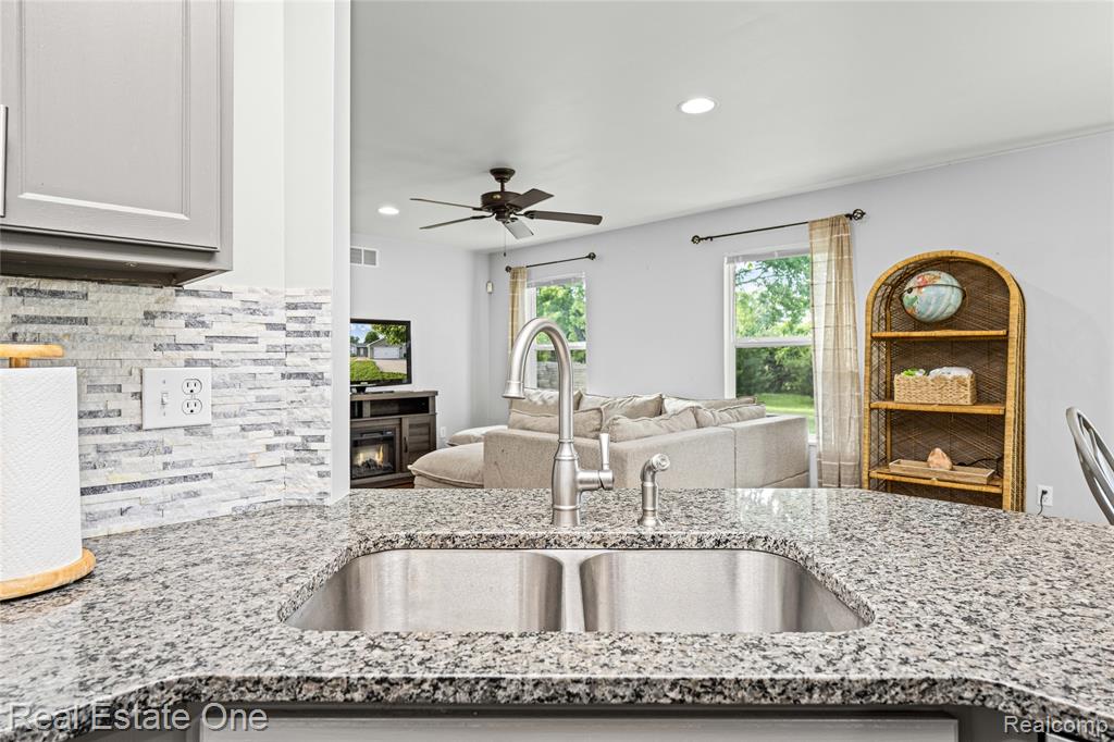 2479 Gibson Road Grand Blanc, MI 48439 - Photo 24 of 55