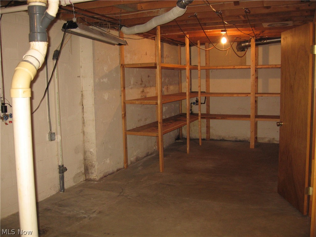 2276 Raber Road, Unit A Uniontown, OH 44685 - Photo 20 of 24 ADDL LAUNDRY HOOK UP - STORAGE