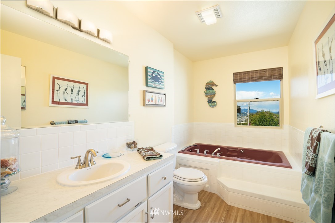 4123 R Avenue Anacortes, WA 98221 - Photo 16 of 25 Gallery Image 16