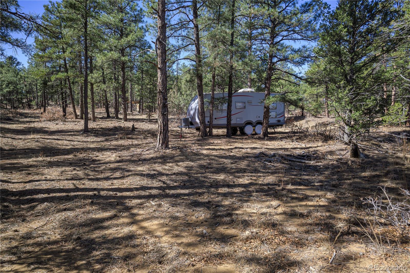 17990 King Road Weston, CO 81091 - Photo 9 of 49 a couple of table and chairs in a yard