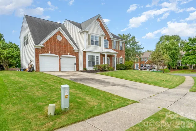 $739,000 | 7633 Rathburn Lane, Charlotte, NC 28277