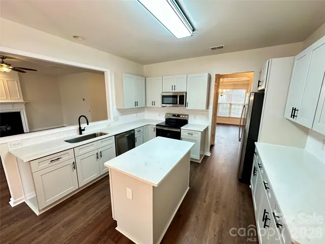 $739,000 | 7633 Rathburn Lane, Charlotte, NC 28277