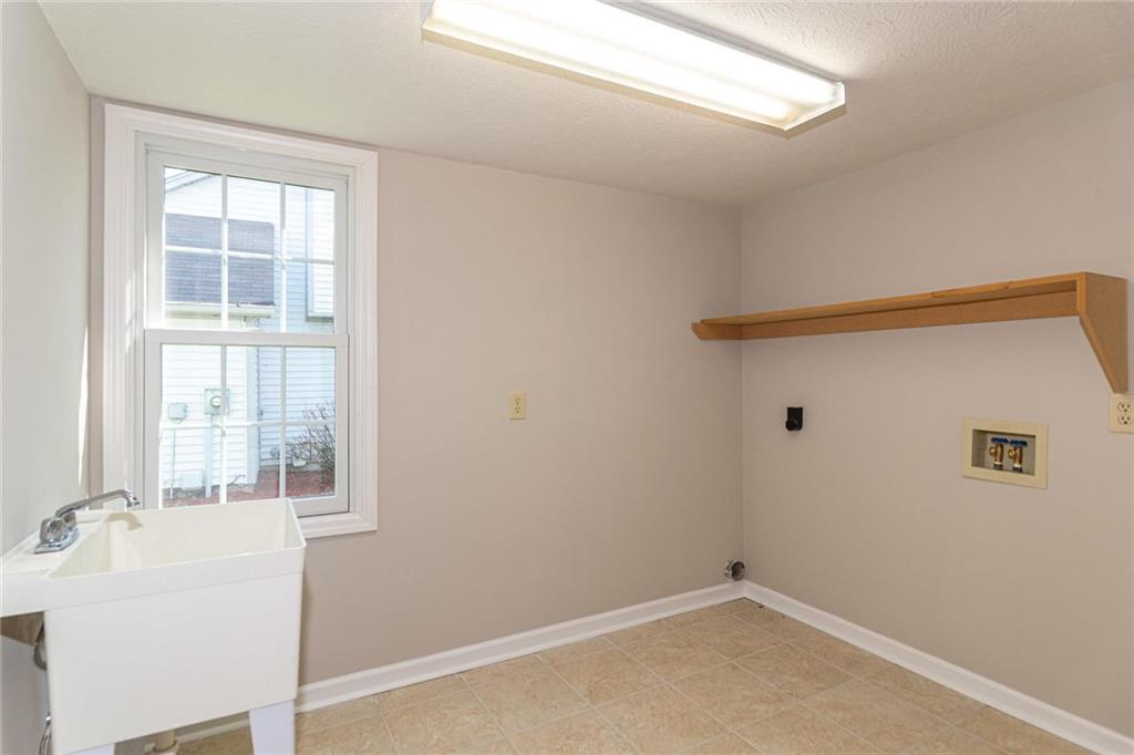 5872 Manning Road Indianapolis, IN 46228 - Photo 22 of 44 Gallery Image 22