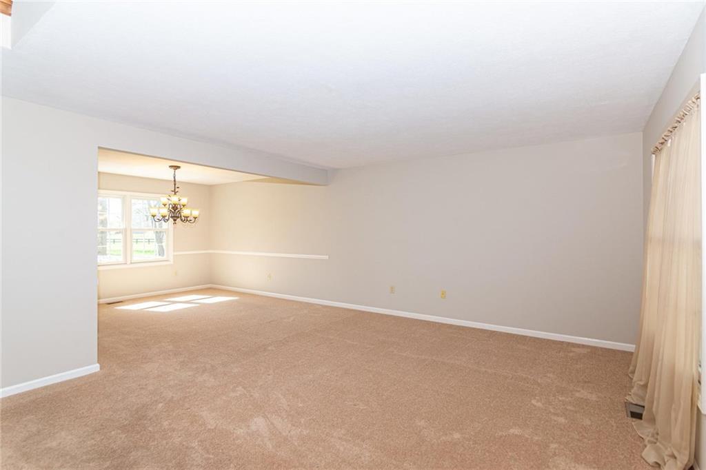 5872 Manning Road Indianapolis, IN 46228 - Photo 5 of 44 Gallery Image 5