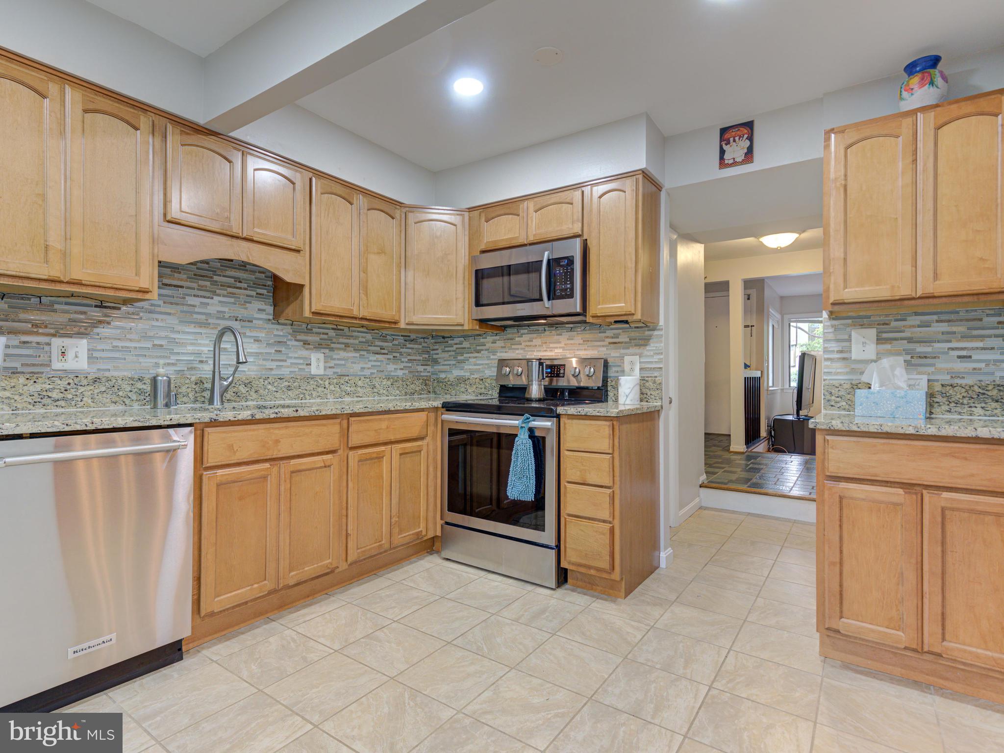 8564 Gwynedd Way Springfield, VA 22153 - Photo 20 of 45 Gallery Image 20