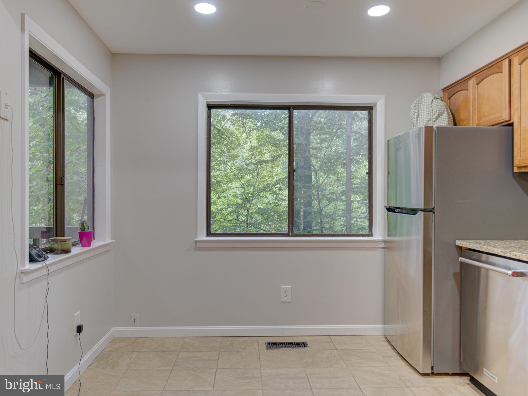 8564 Gwynedd Way Springfield, VA 22153 - Photo 22 of 45 Gallery Image 22