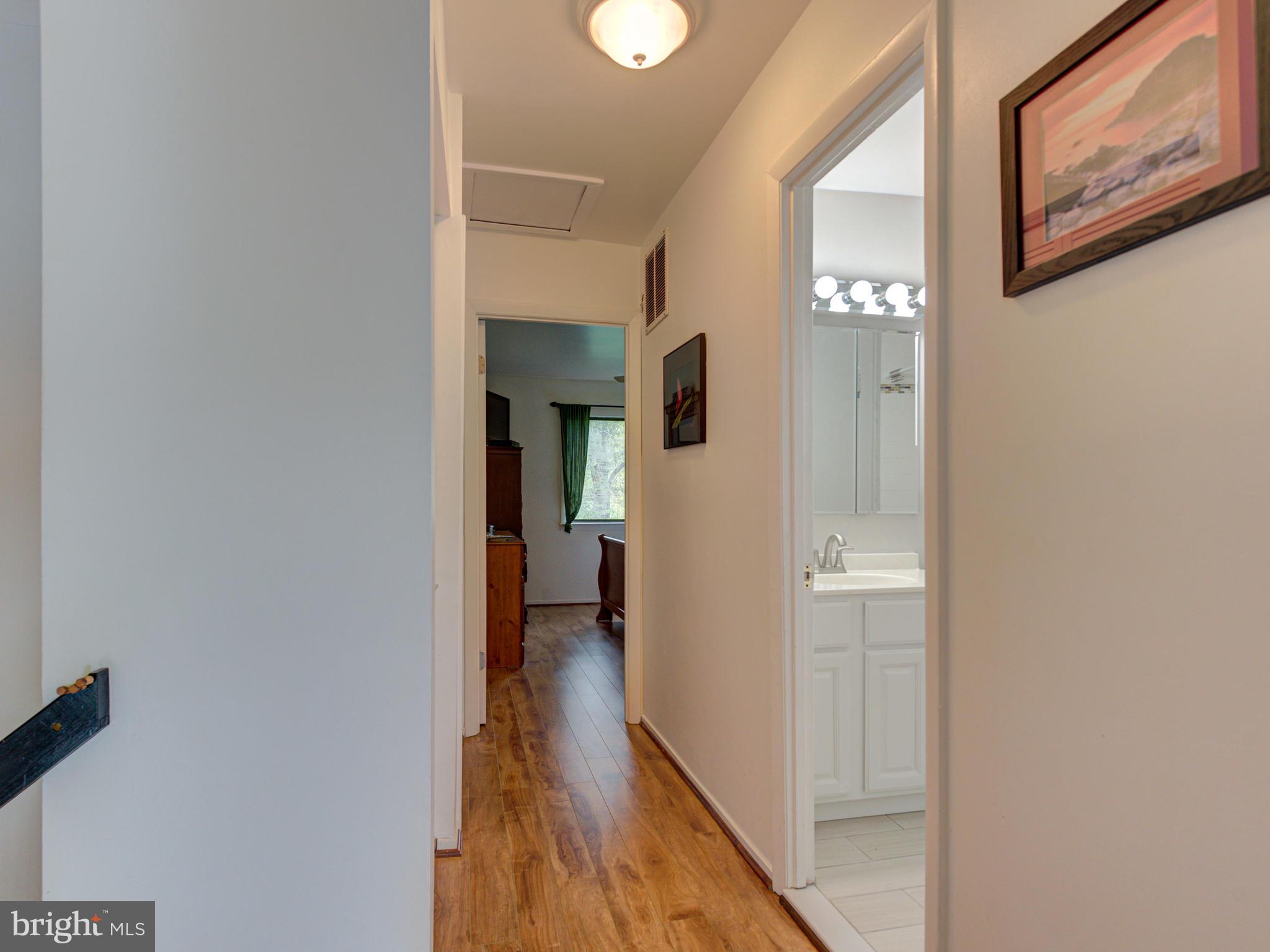 8564 Gwynedd Way Springfield, VA 22153 - Photo 34 of 45 Gallery Image 34