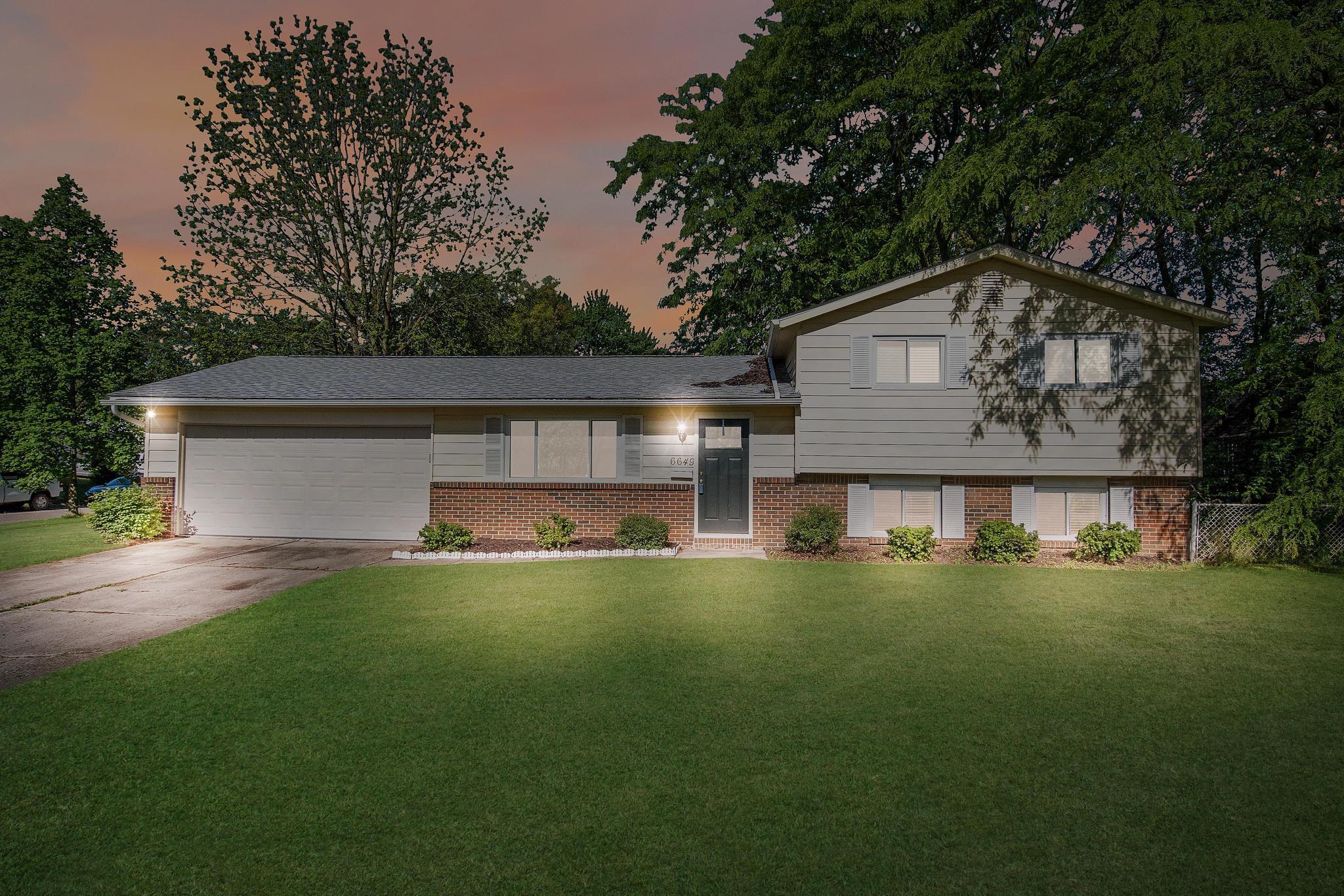 6649 Karl Road Columbus, OH 43229 - Photo 1 of 47 A7406364