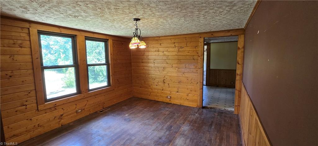 603 Mangum Road Reidsville, NC 27320 - Photo 8 of 15