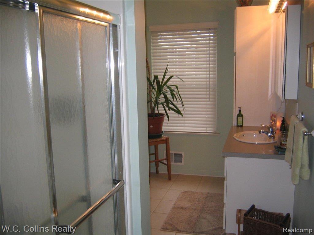1345 Mayer Road St. Clair, MI 48079 - Photo 16 of 20 Master Bath 1