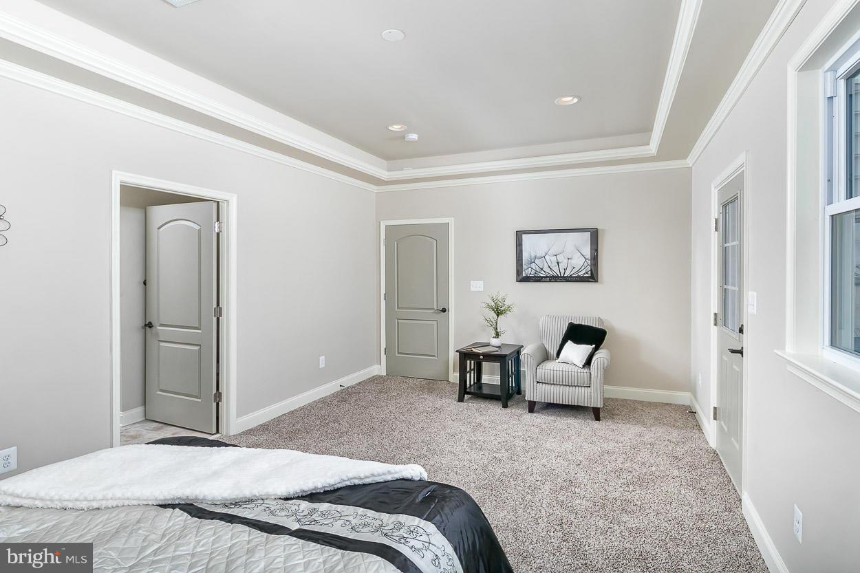 17337 Troyer Road Monkton, MD 21111 - Photo 5 of 30 Large Master Suite!