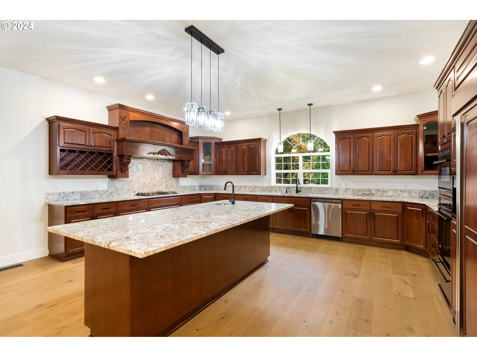 7474 Battle Creek Road Southeast Salem, OR 97317 - Photo 14 of 48