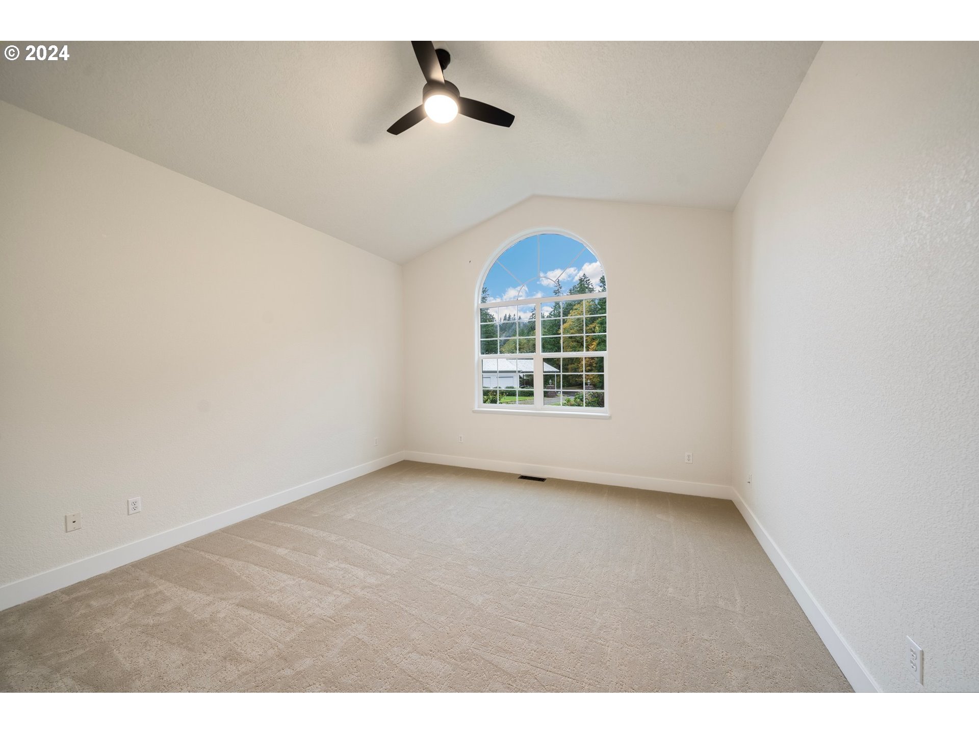 7474 Battle Creek Road Southeast Salem, OR 97317 - Photo 25 of 48