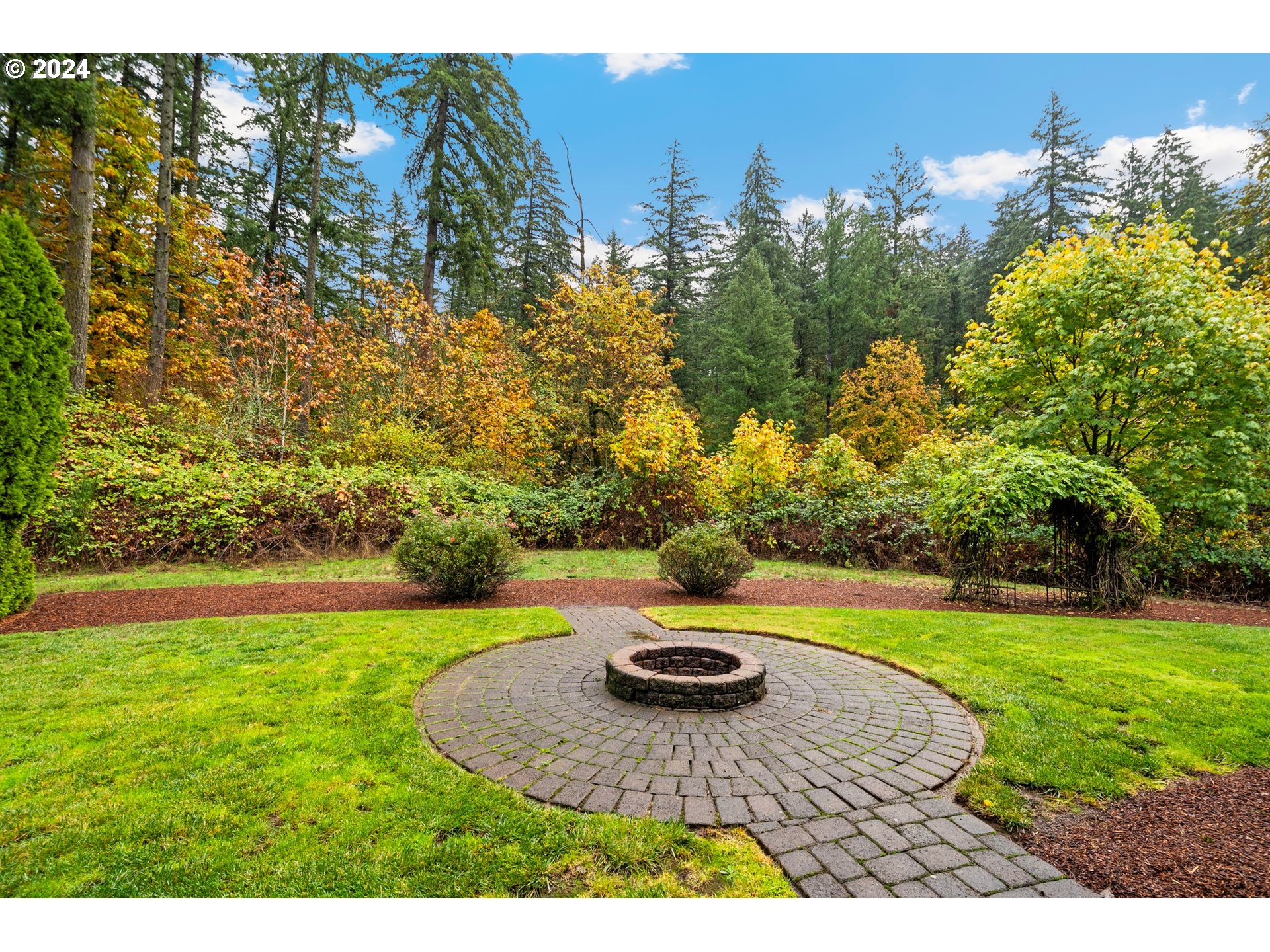 7474 Battle Creek Road Southeast Salem, OR 97317 - Photo 35 of 48