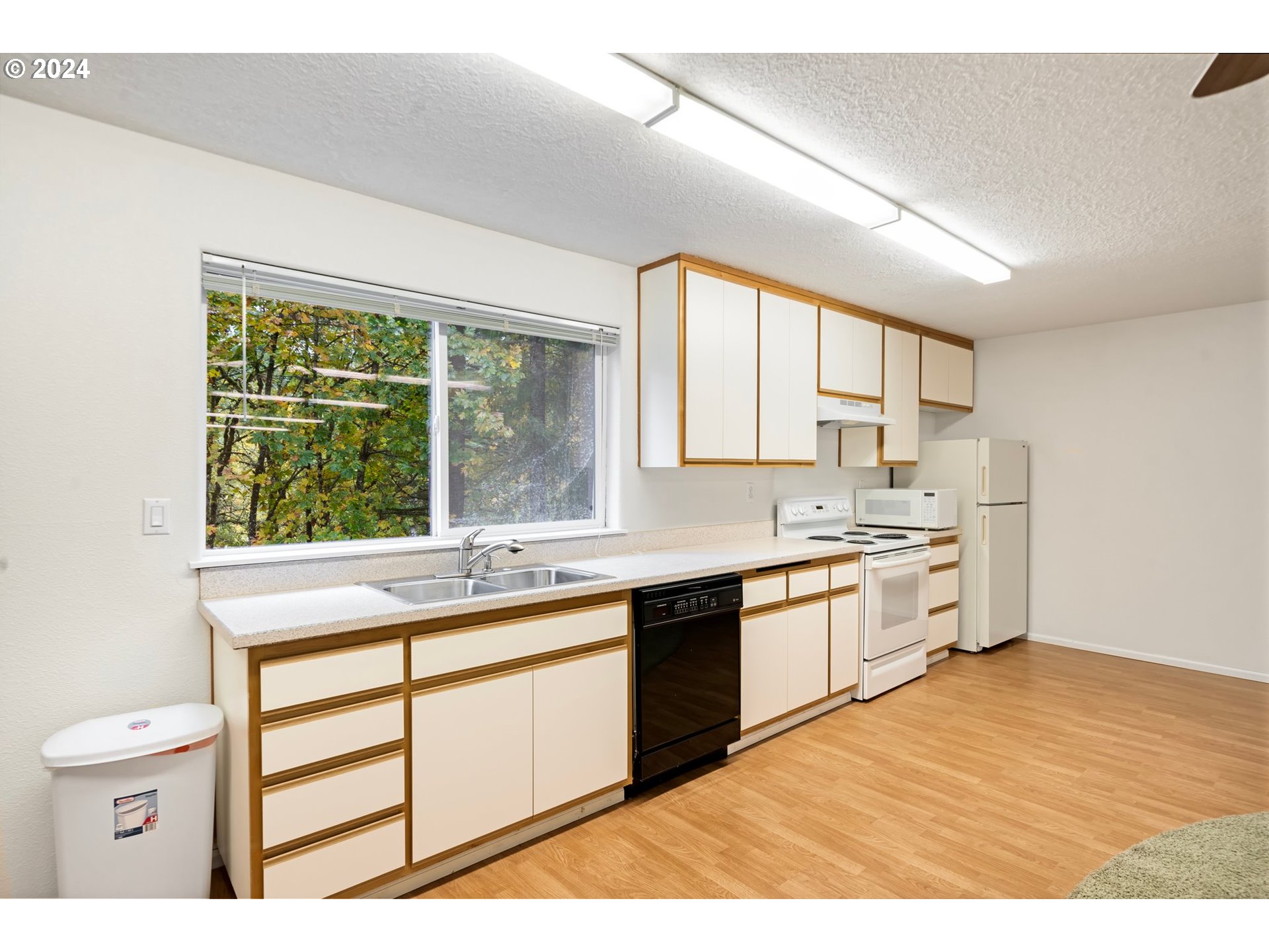 7474 Battle Creek Road Southeast Salem, OR 97317 - Photo 40 of 48