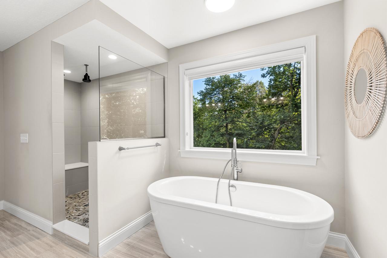 16957 Valley Road Eden Prairie, MN 55347 - Photo 29 of 64 Gallery Image 29