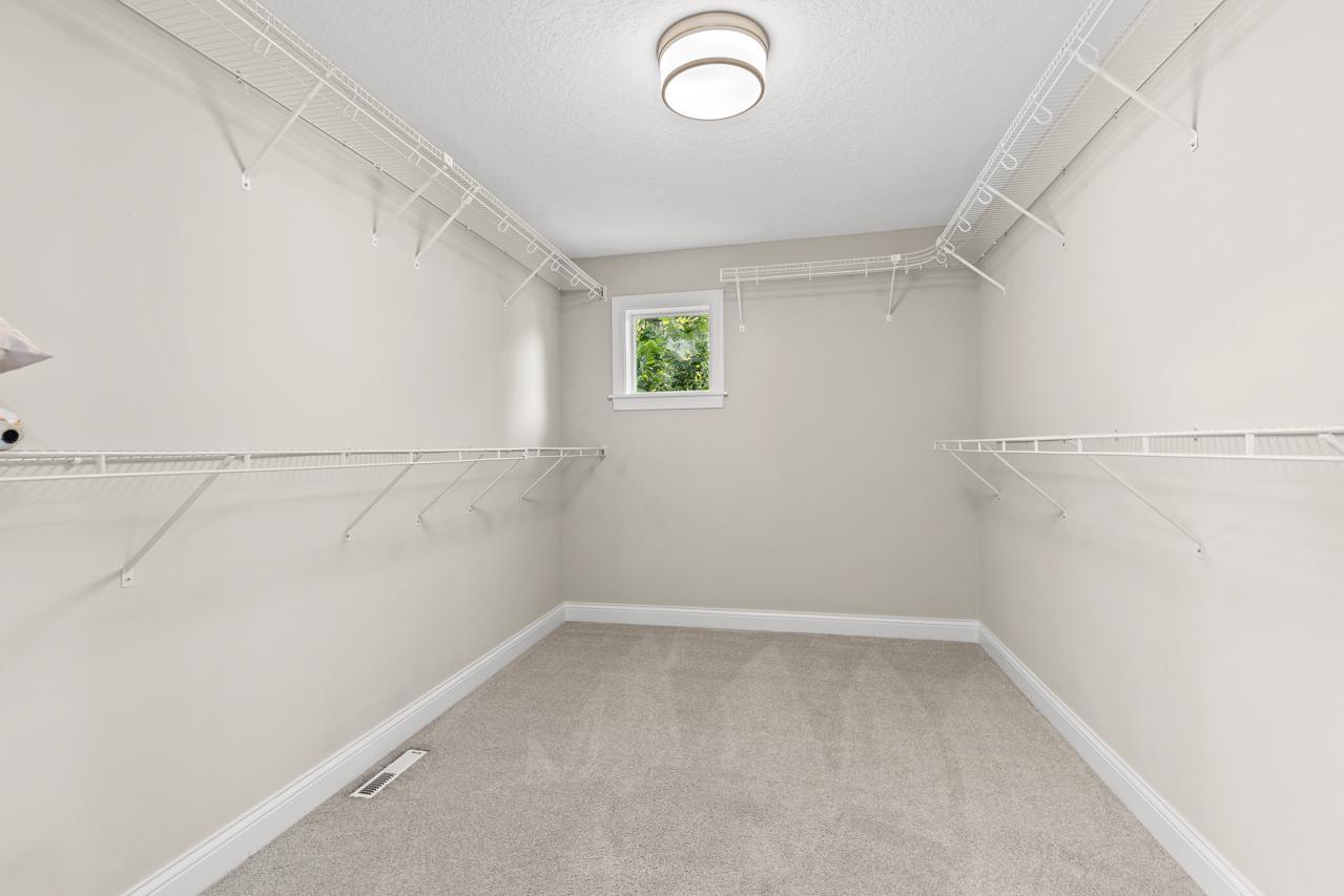16957 Valley Road Eden Prairie, MN 55347 - Photo 30 of 64 Gallery Image 30
