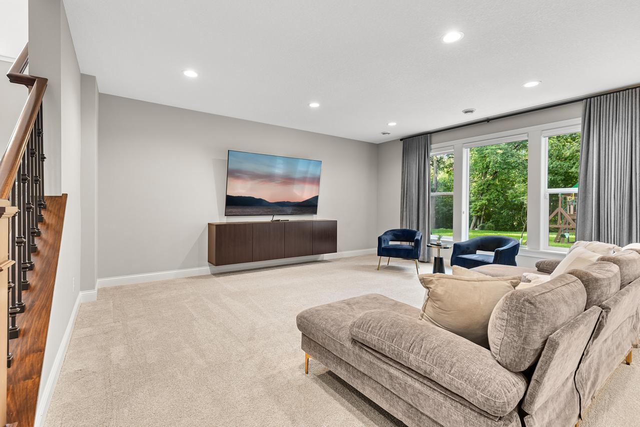 16957 Valley Road Eden Prairie, MN 55347 - Photo 45 of 64 Gallery Image 45