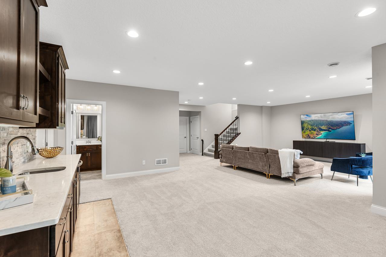 16957 Valley Road Eden Prairie, MN 55347 - Photo 50 of 64 Gallery Image 50