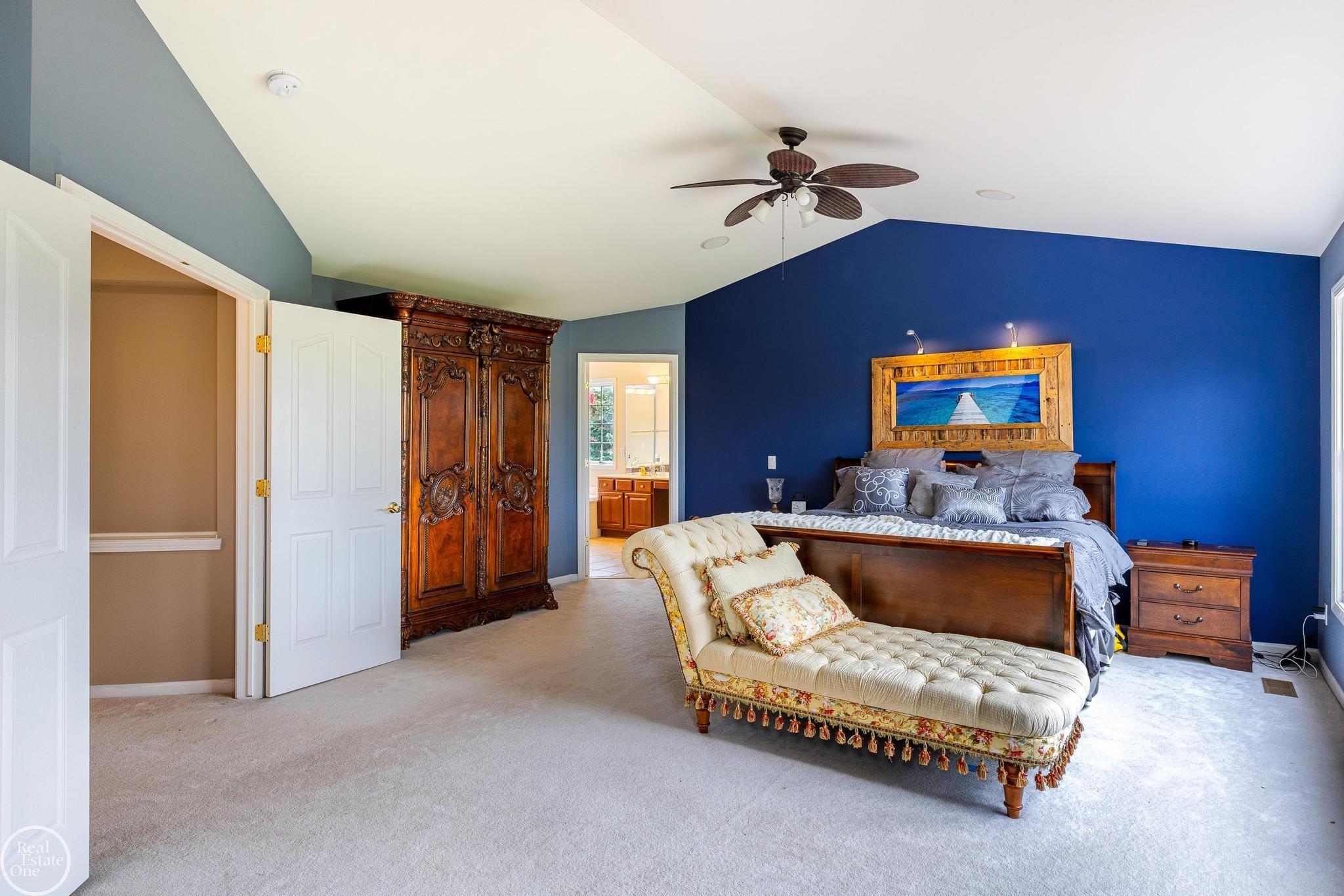 2457 Andover Boulevard Rochester, MI 48306 - Photo 34 of 74